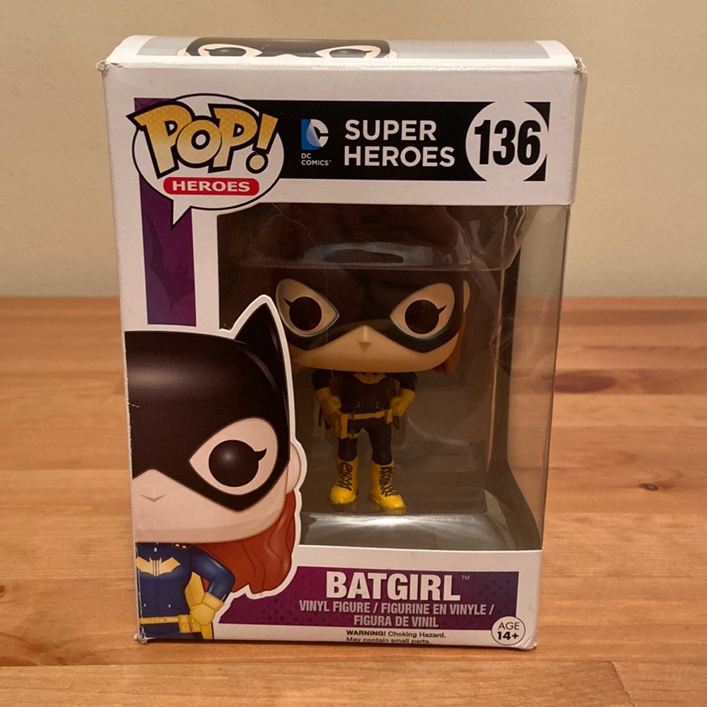 Funko POP Heroes: DC - Batgirl 2016 Action Figure - 136- Vaulted